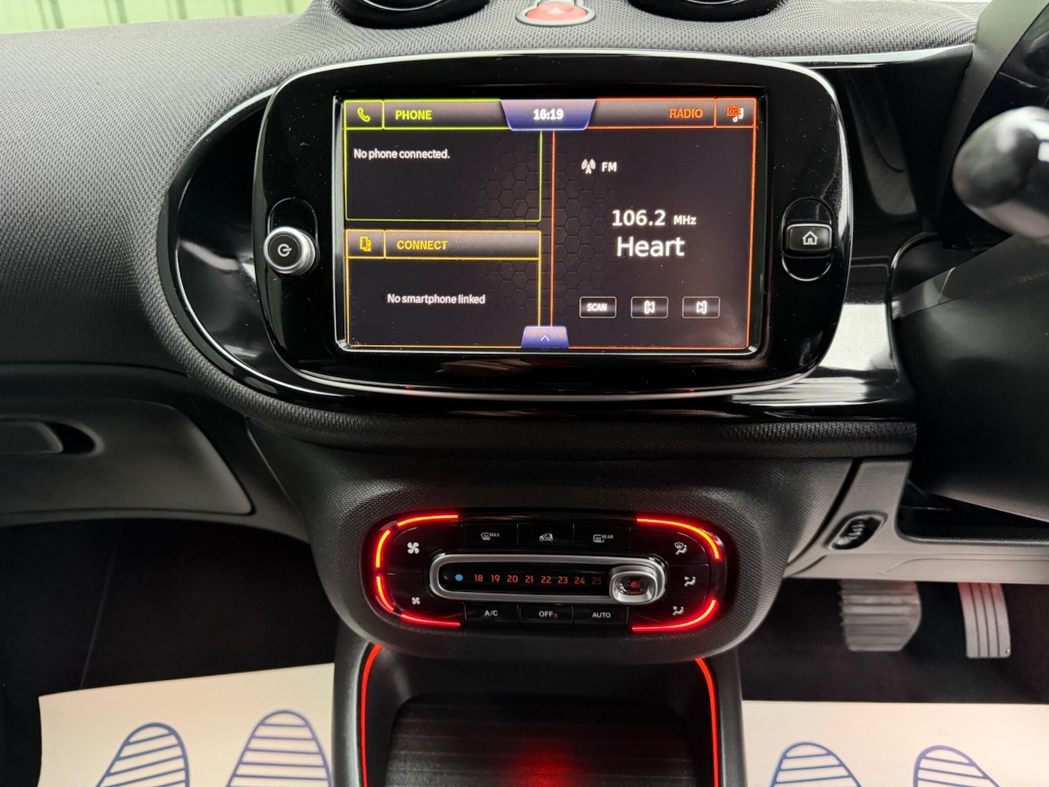 Used smart fortwo for sale - 77883449: Photo 19