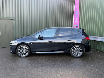 Used BMW 2 Series 2024 for sale - 77060391: Photo