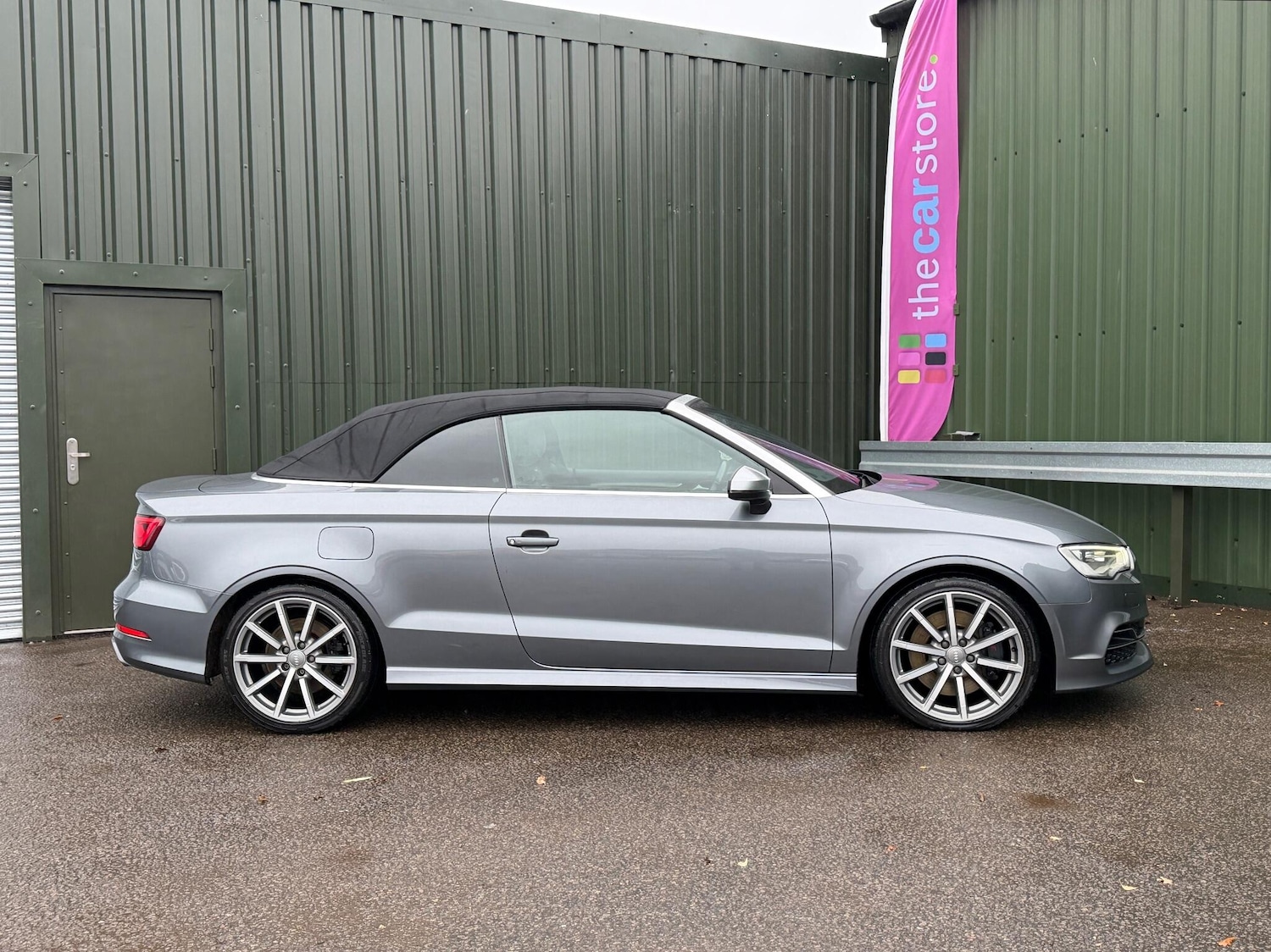 Used Audi S3 2015 for sale - 76752750: Photo 4