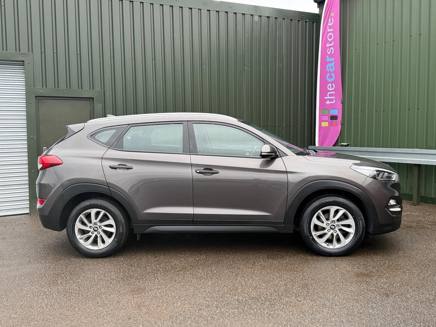 Used Hyundai TUCSON for sale - 76727750: Photo 4