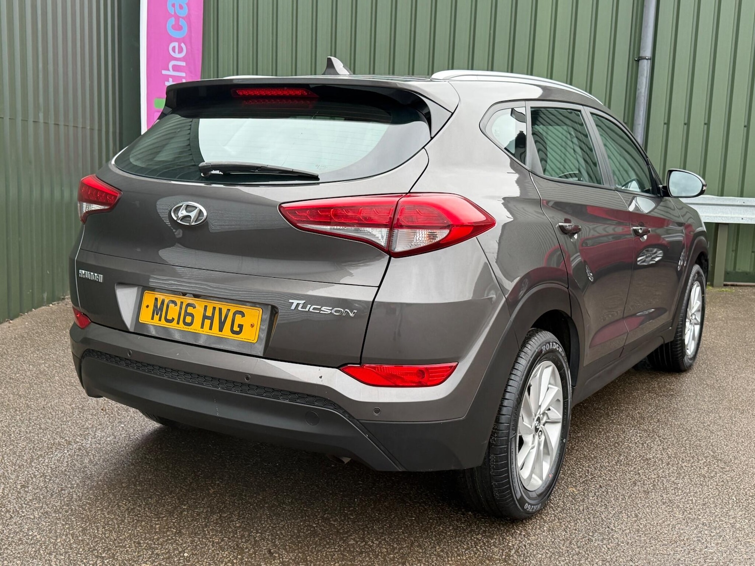 Used Hyundai TUCSON for sale - 76727750: Photo 6