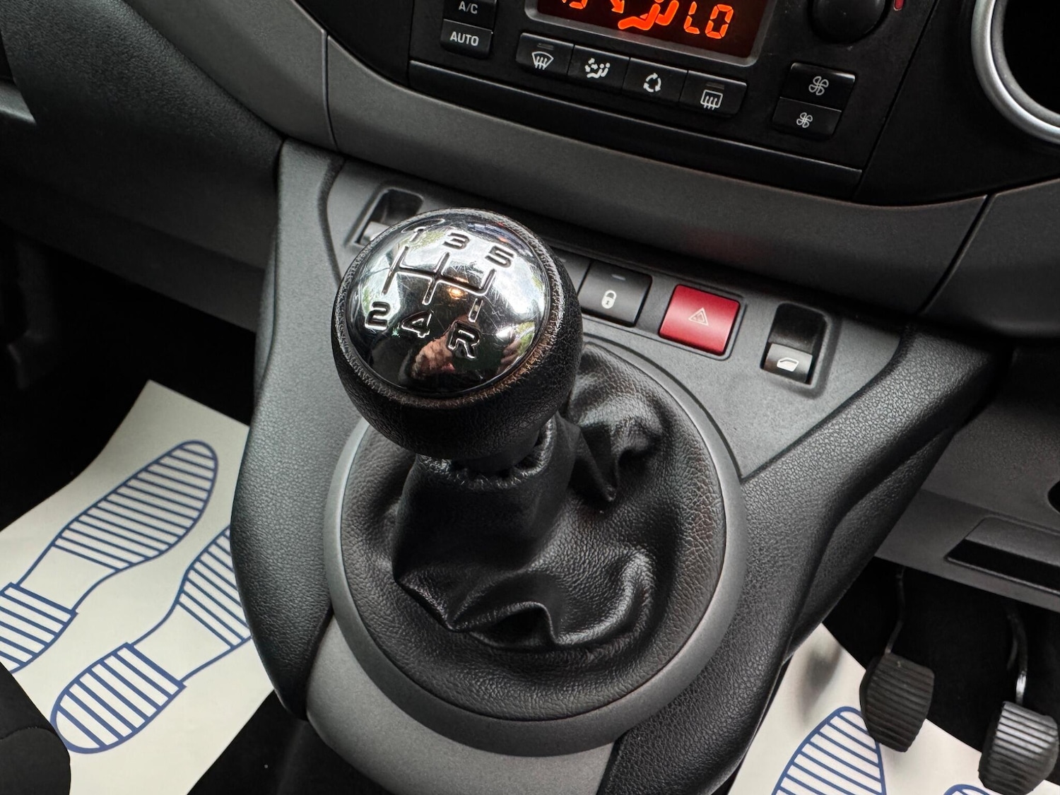 Used Peugeot Partner Tepee for sale - 76727877: Photo 24