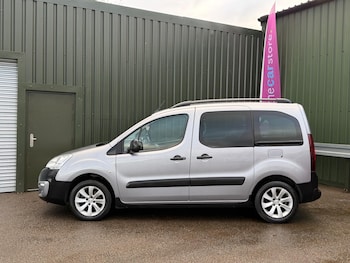 Used Peugeot Partner Tepee 2017 for sale - 76727877: Photo