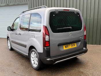 Used Peugeot Partner Tepee 2017 for sale - 76727877: Photo