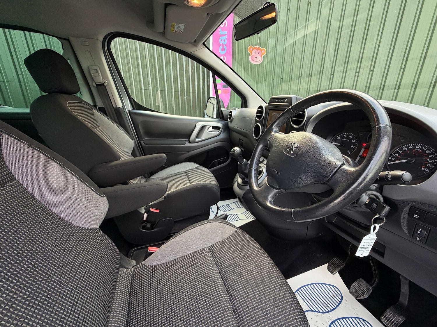 Used Peugeot Partner Tepee for sale - 76727877: Photo 8