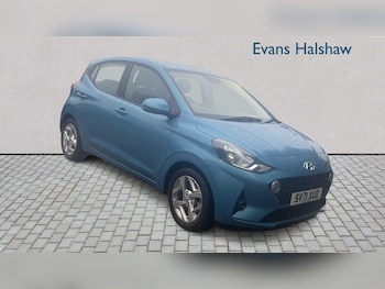 Used Hyundai i10 2021 for sale - 76421106: Photo