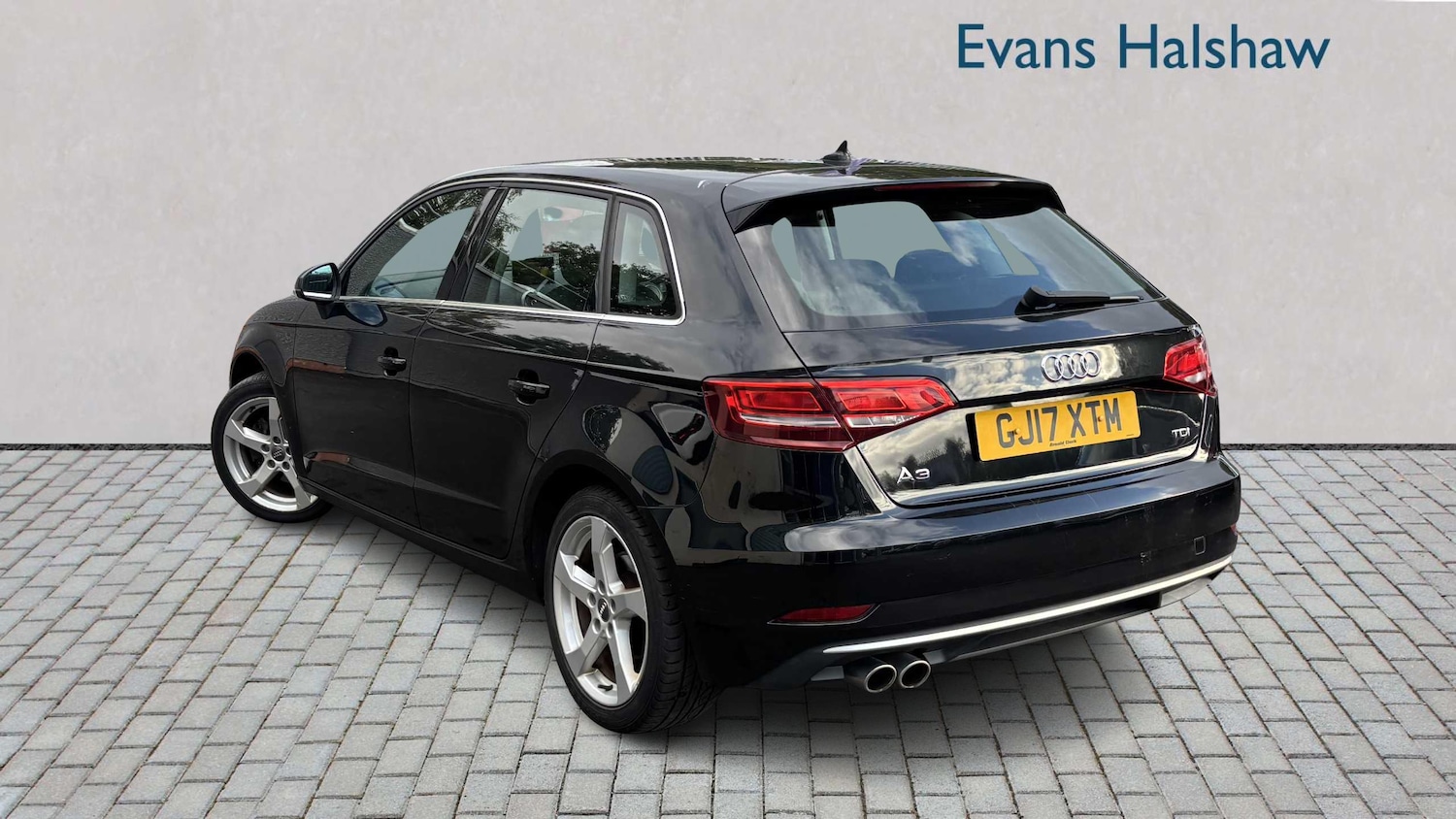 Used Audi A3 2017 for sale - 76329322: Photo 2
