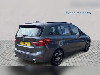 Used BMW 2 Series 2018 for sale - 79282346: Photo
