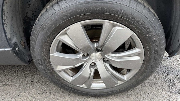 Used Peugeot 2008 2018 for sale - 76230457: Photo 12