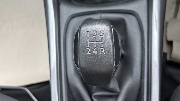 Used Peugeot 2008 2018 for sale - 76230457: Photo 23