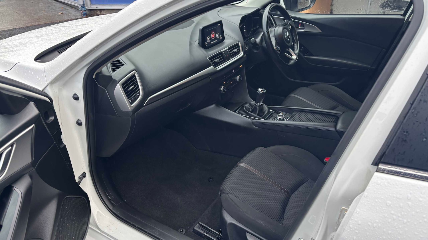 Used Mazda Mazda3 2018 for sale - 76636664: Photo 8