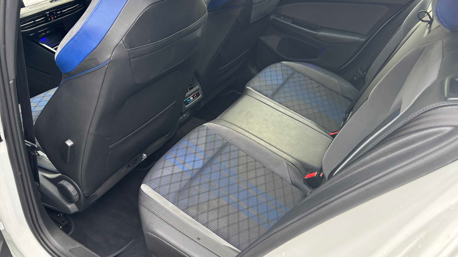 Used Volkswagen Golf 2024 for sale - 76515636: Photo 10