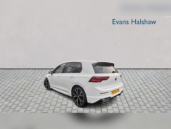 Used Volkswagen Golf 2024 for sale - 76515636: Photo