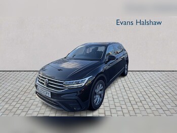 Used Volkswagen Tiguan Allspace 2023 for sale - 77257354: Photo