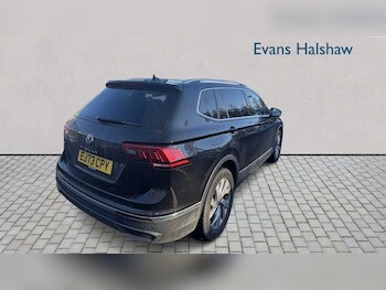 Used Volkswagen Tiguan Allspace 2023 for sale - 77257354: Photo