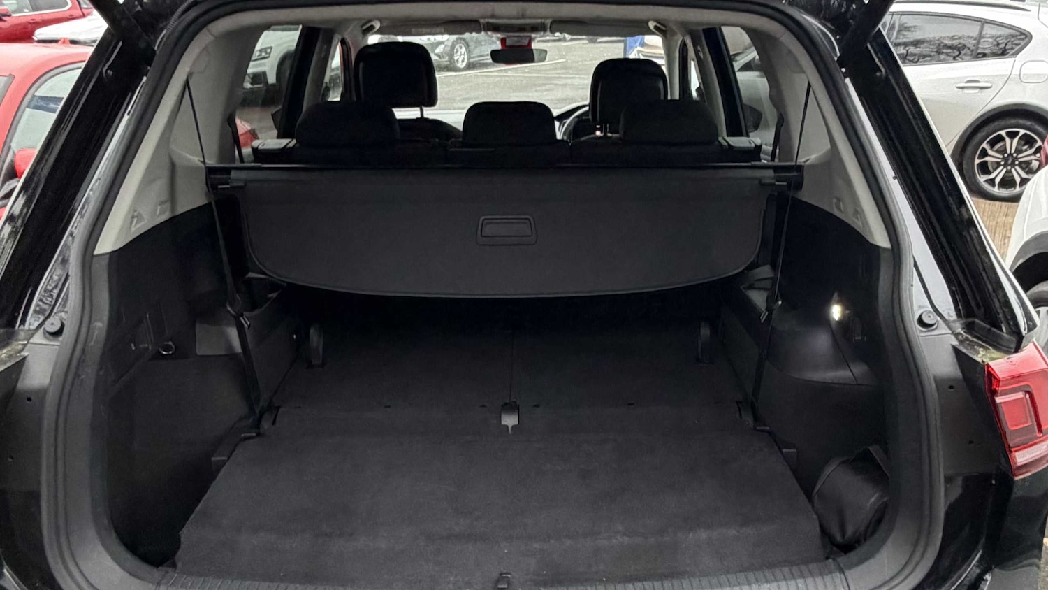 Used Volkswagen Tiguan Allspace 2023 for sale - 77257354: Photo 9