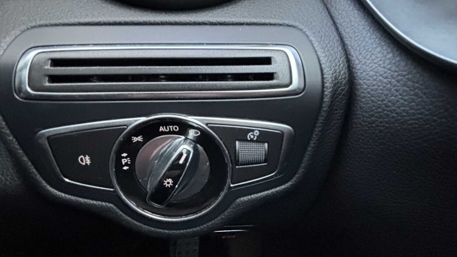 Used Mercedes-Benz C Class 2016 for sale - 78089924: Photo 16