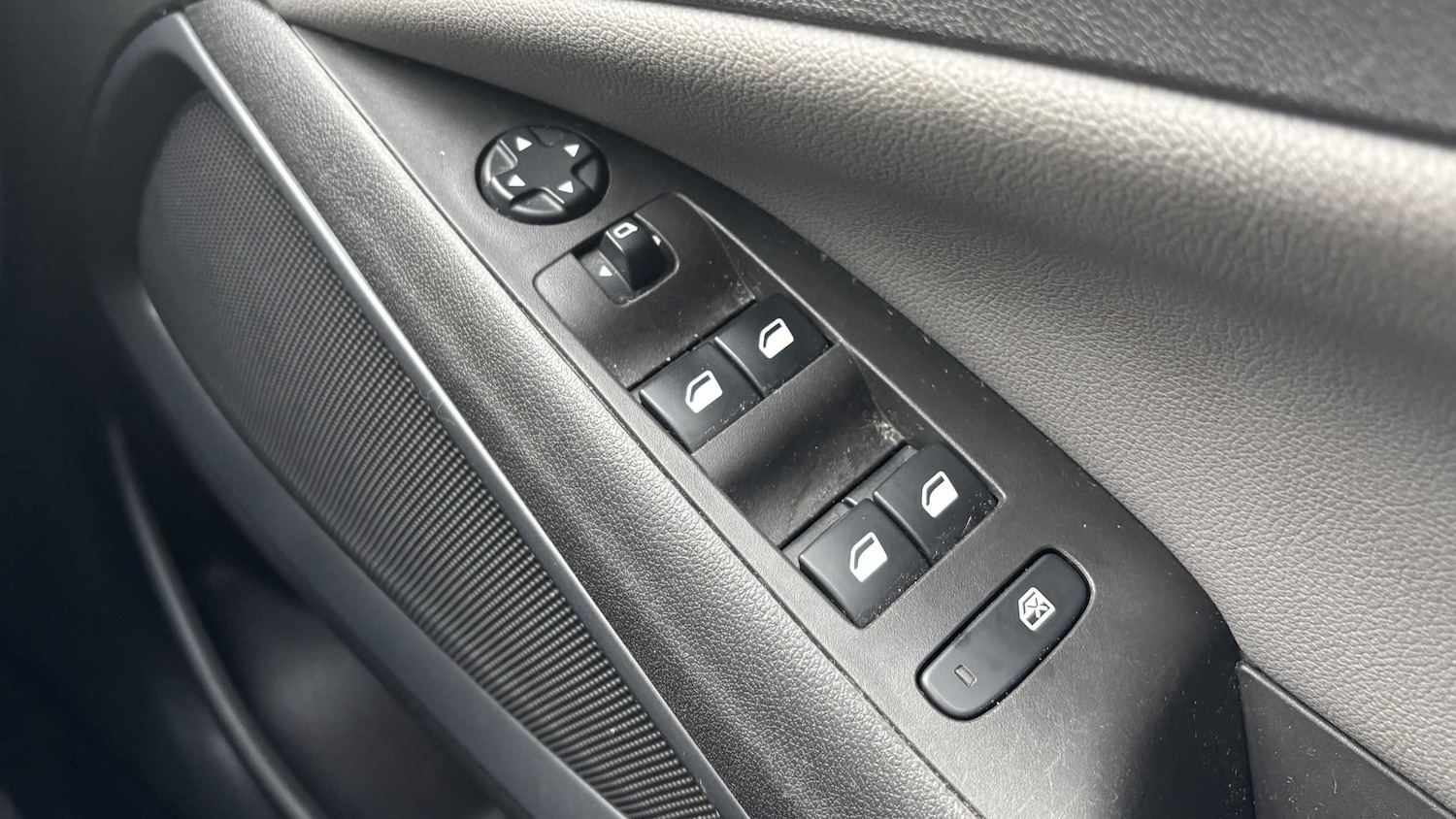 Used Vauxhall Crossland X 2020 for sale - 77194567: Photo 32