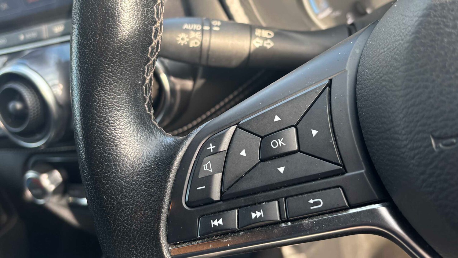 Used Nissan Juke for sale - 77960618: Photo 14