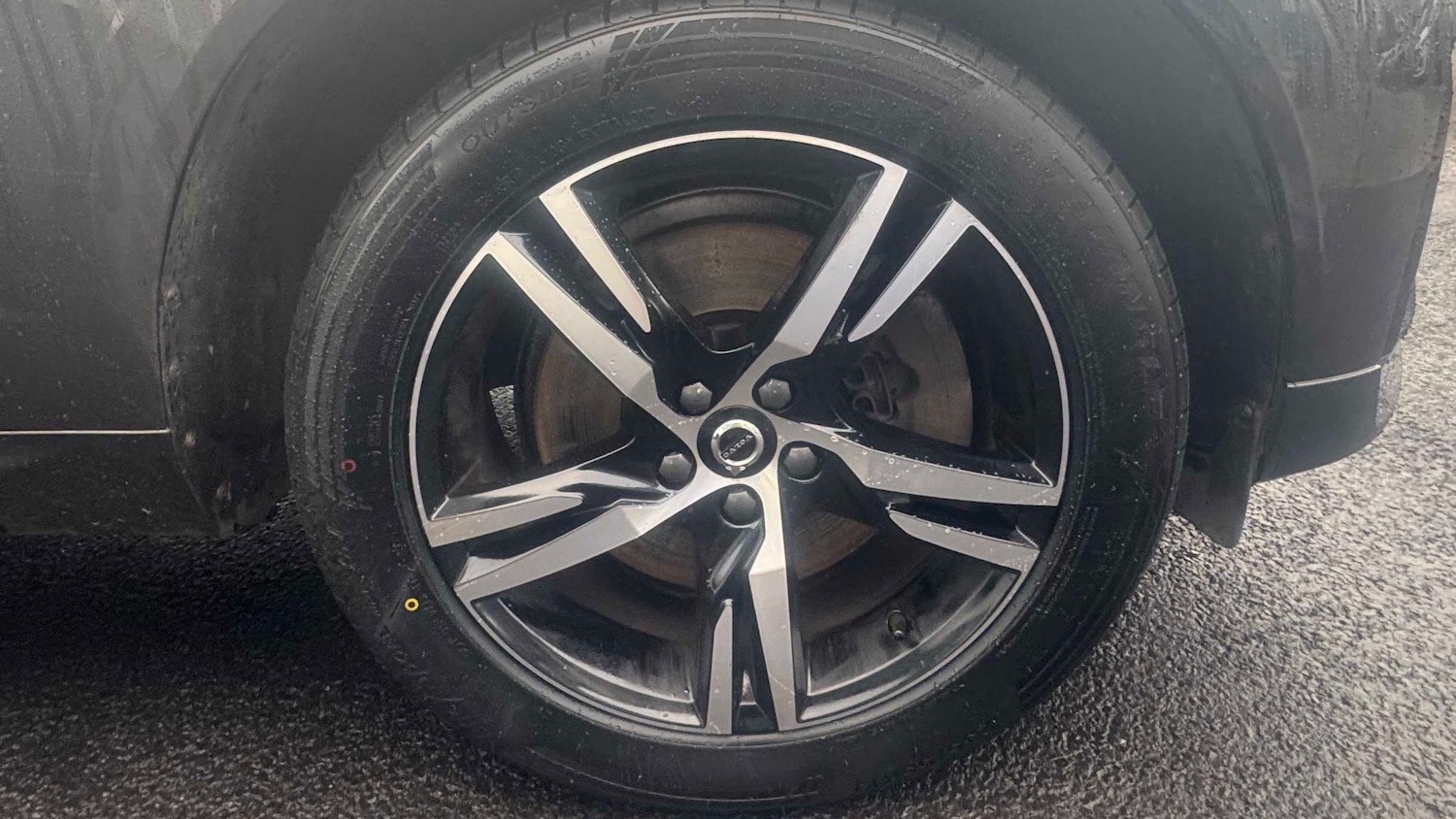 Used Volvo XC60 2021 for sale - 76746051: Photo 10