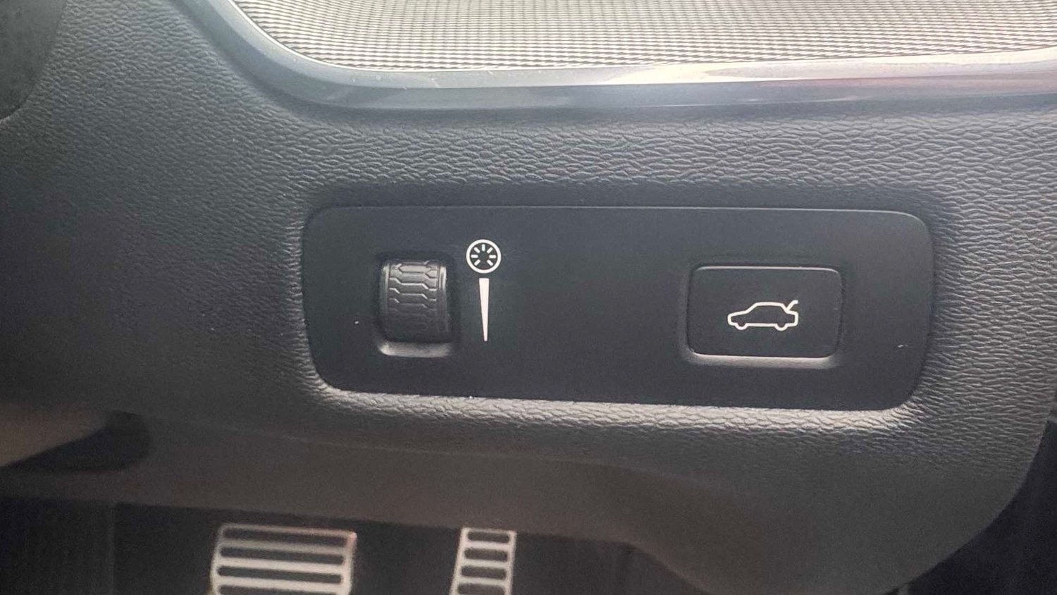 Used Volvo XC60 2021 for sale - 76746051: Photo 16