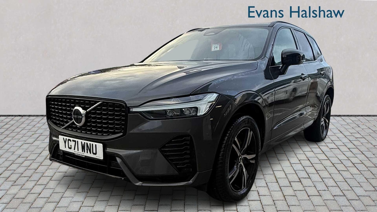 Used Volvo XC60 2021 for sale - 76746051: Photo 2