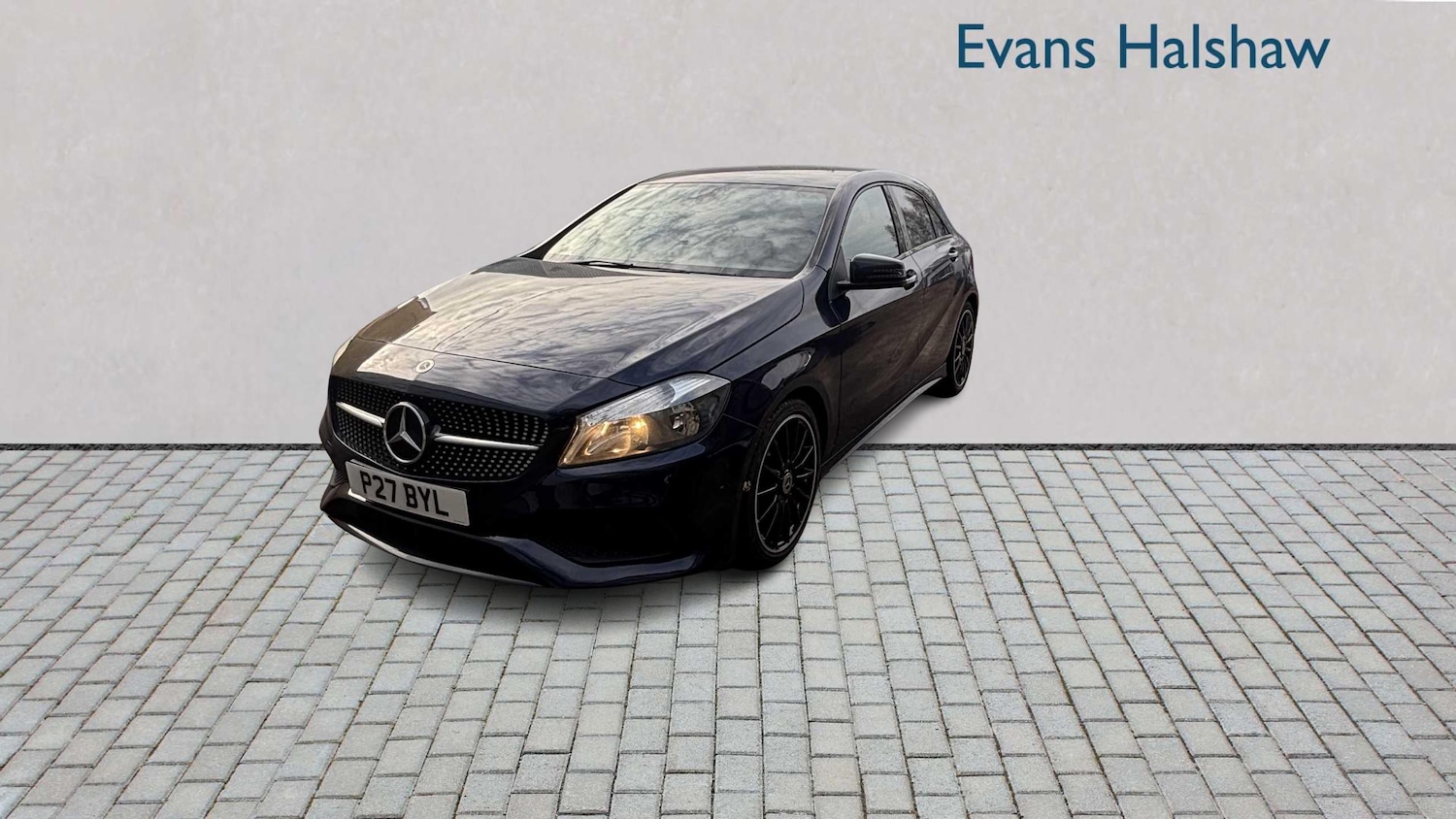 Used Mercedes-Benz A-Class 2017 for sale - 76587635: Photo 2