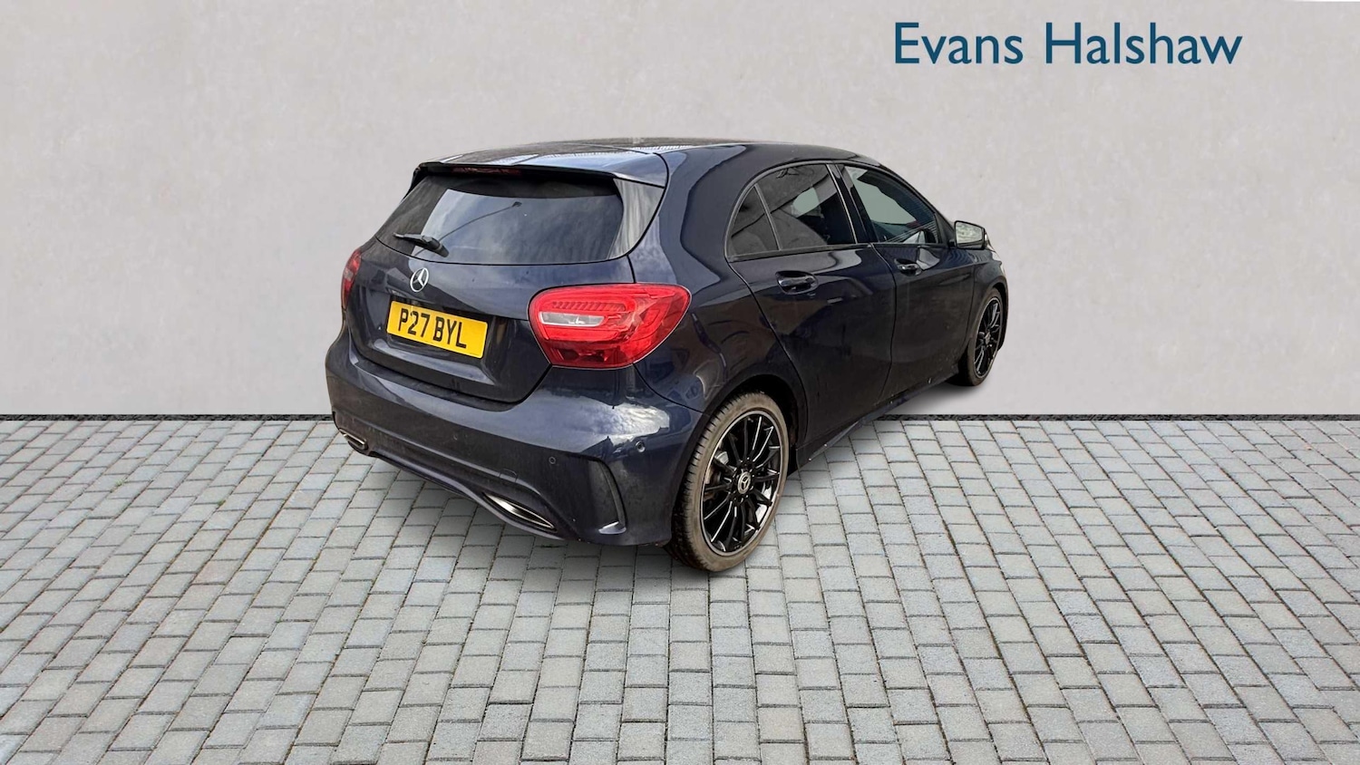 Used Mercedes-Benz A-Class 2017 for sale - 76587635: Photo 4