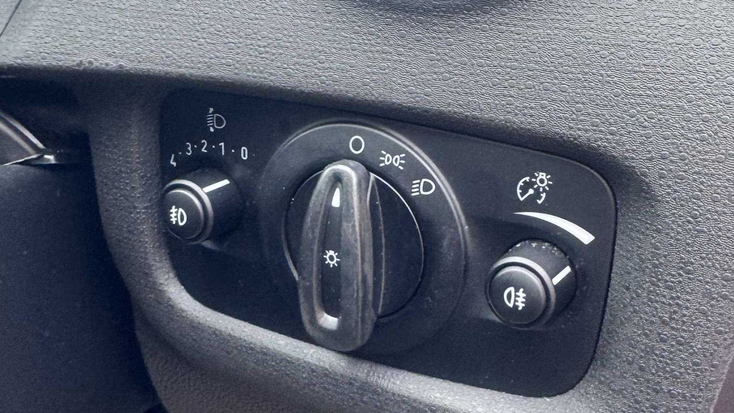 Vehicle 33