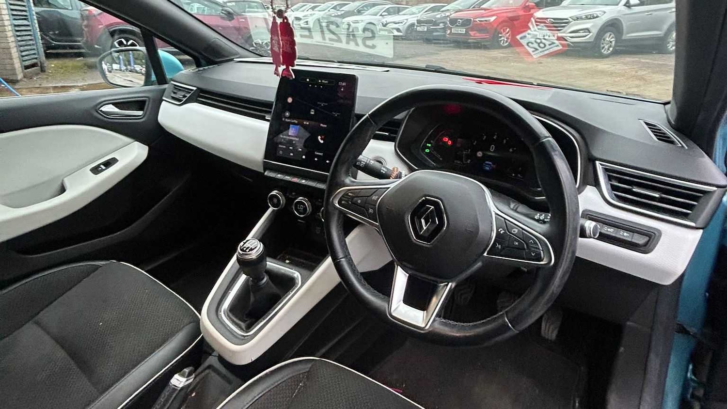 Used Renault Clio 2021 for sale - 76141498: Photo 5
