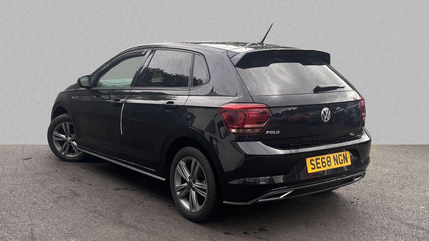 Used Volkswagen Polo 2019 for sale - 75903432: Photo 2