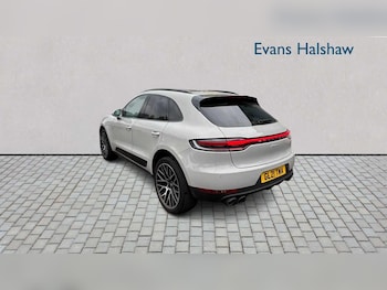 Used Porsche Macan 2021 for sale - 76310885: Photo 4