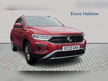 Used Volkswagen T-Roc 2023 for sale - 79784568: Photo