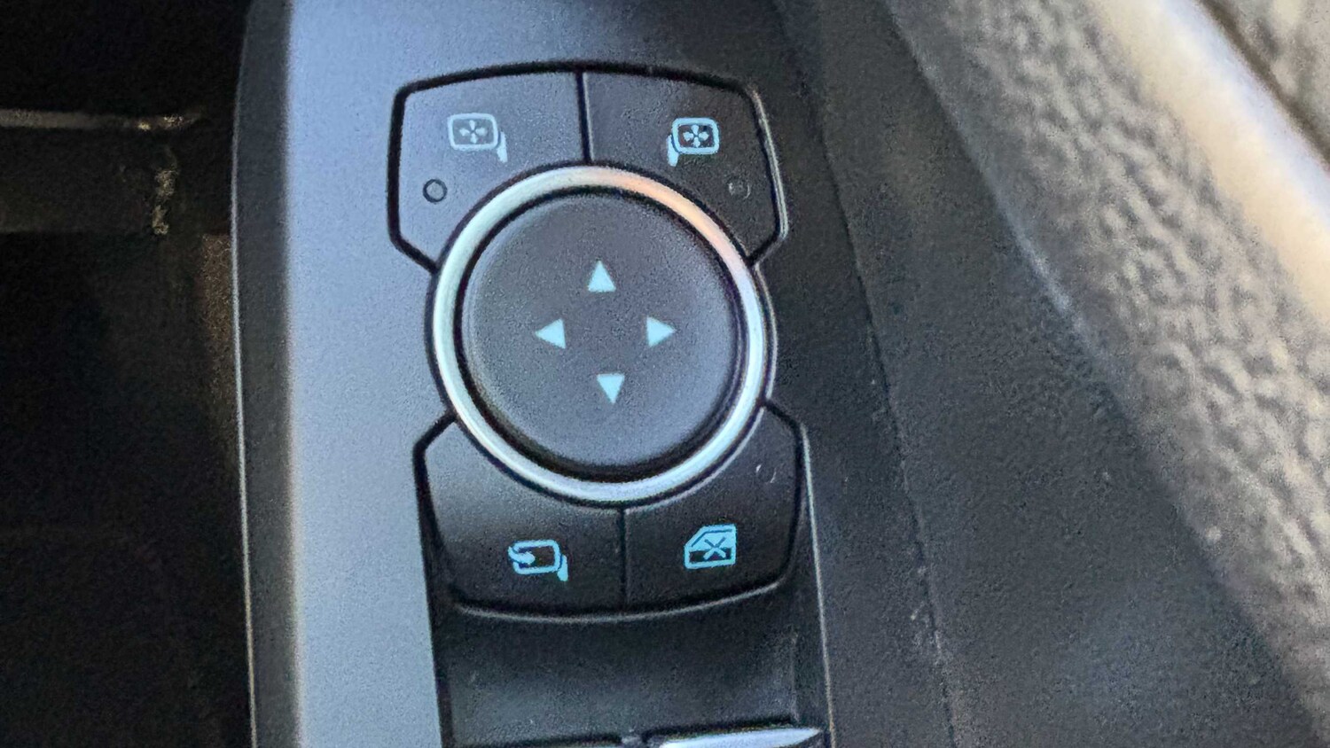 Used Ford Focus 2020 for sale - 75993796: Photo 14