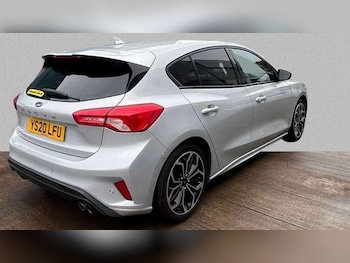 Used Ford Focus 2020 for sale - 75993796: Photo 3