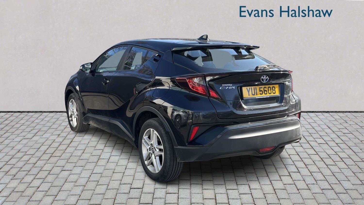 Used Toyota C-HR 2022 for sale - 77772172: Photo 3