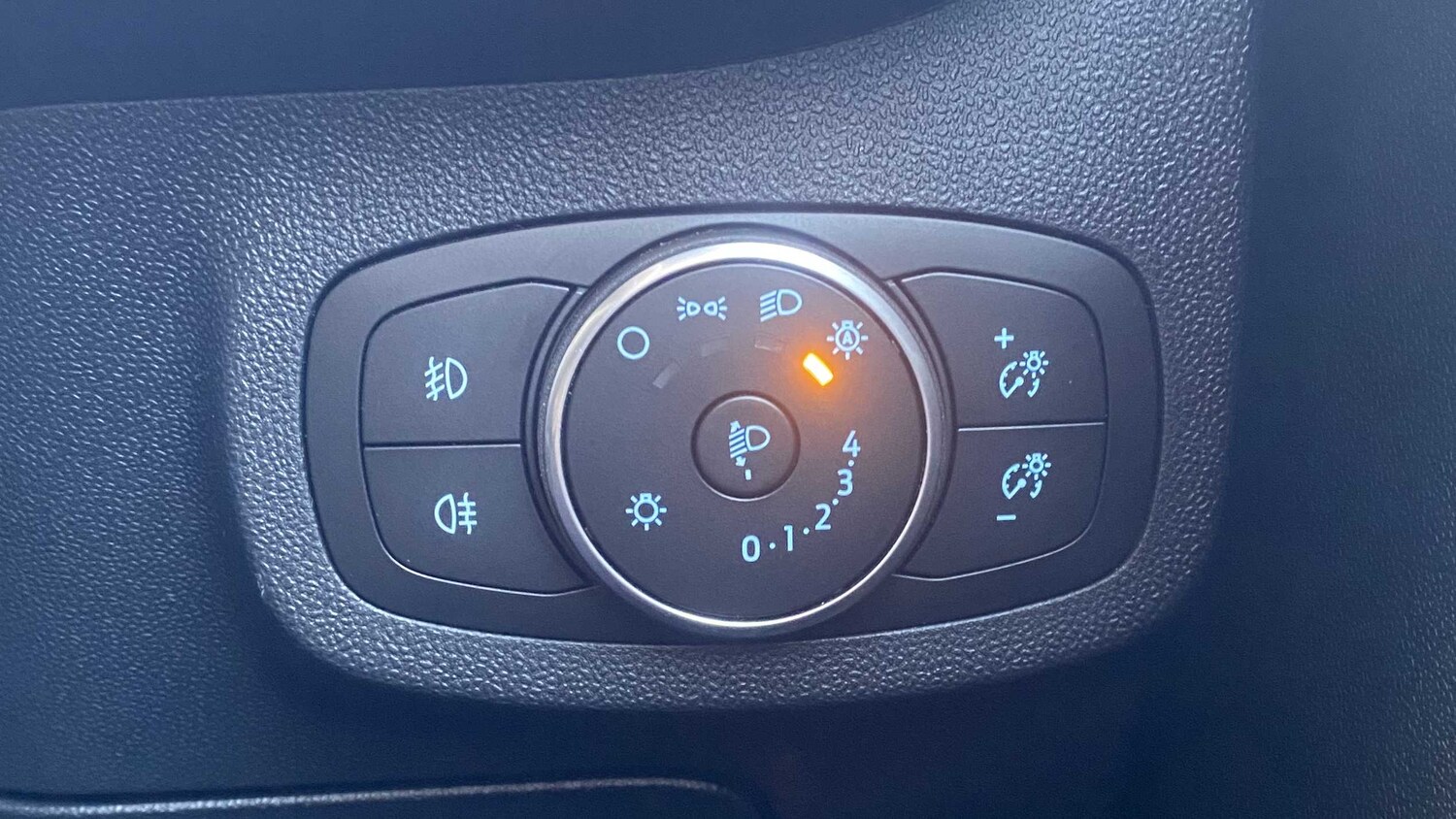 Used Ford Fiesta 2020 for sale - 77862392: Photo 14