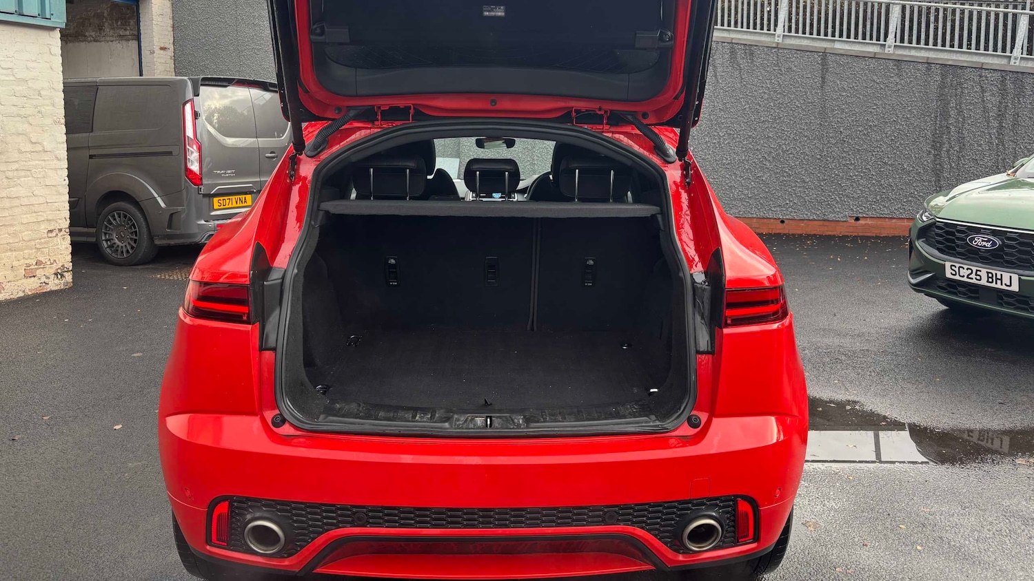 Used Jaguar E-Pace 2019 for sale - 76515548: Photo 10