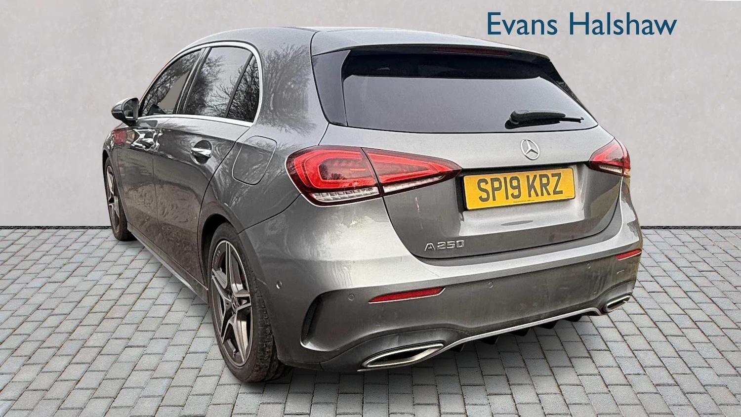 Used Mercedes-Benz A-Class 2019 for sale - 77810775: Photo 3