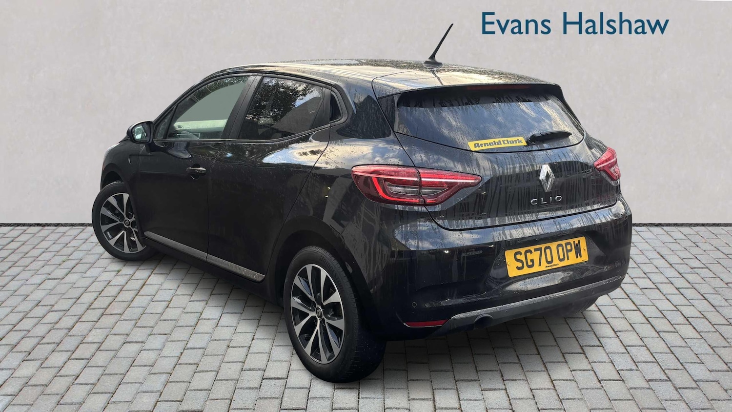 Used Renault Clio 2020 for sale - 76329279: Photo 2