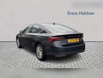 Used Skoda Octavia 2024 for sale - 77373824: Photo