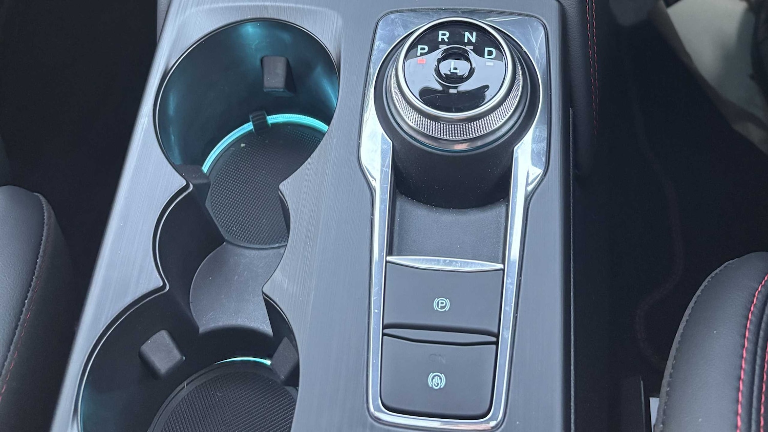 Used Ford Kuga 2025 for sale - 76889717: Photo 16