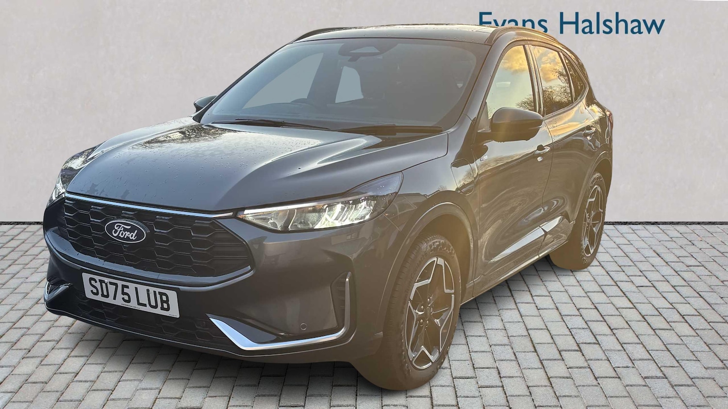 Used Ford Kuga 2025 for sale - 76889717: Photo 3