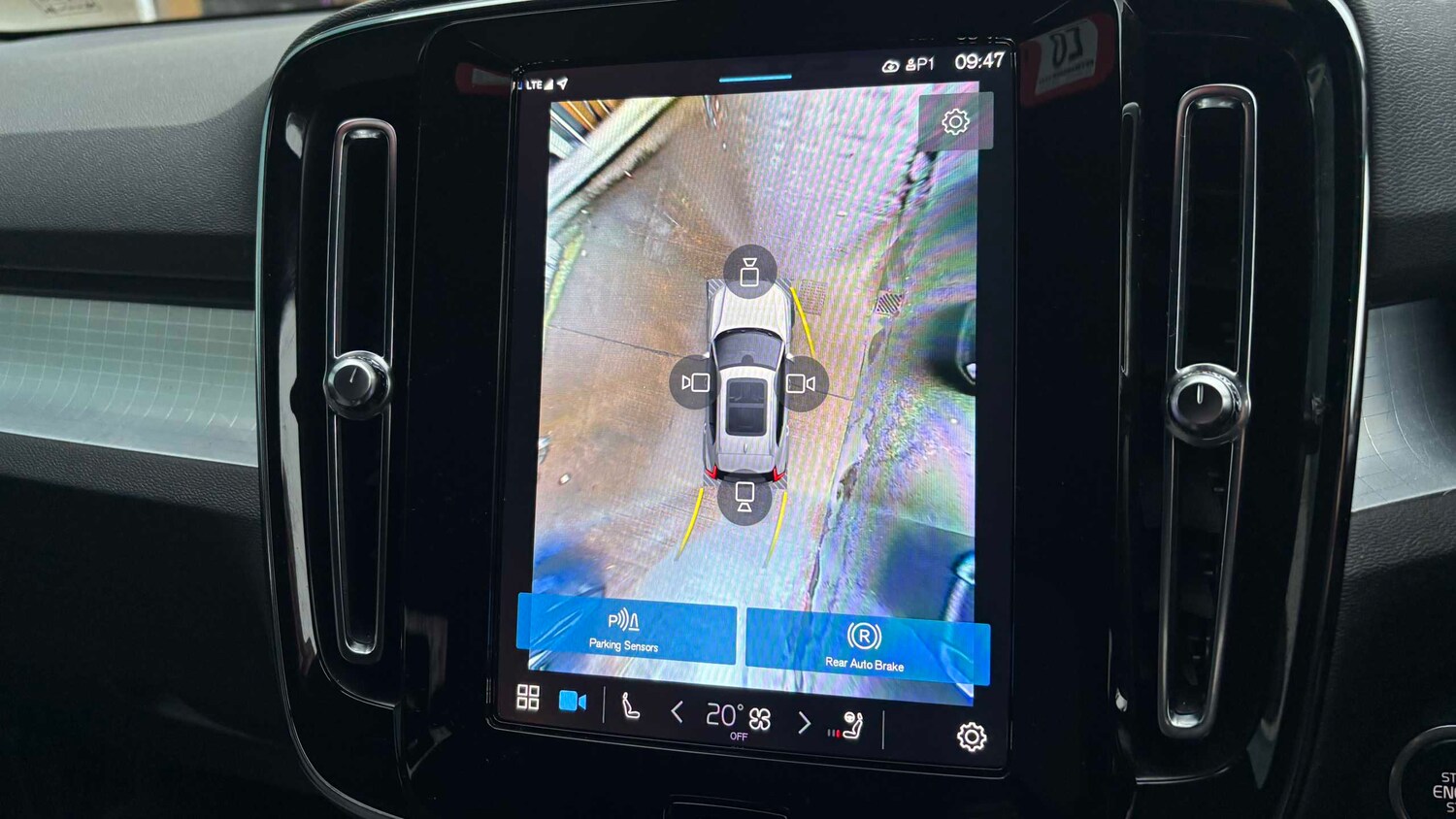 Used Volvo XC40 2023 for sale - 77540794: Photo 11