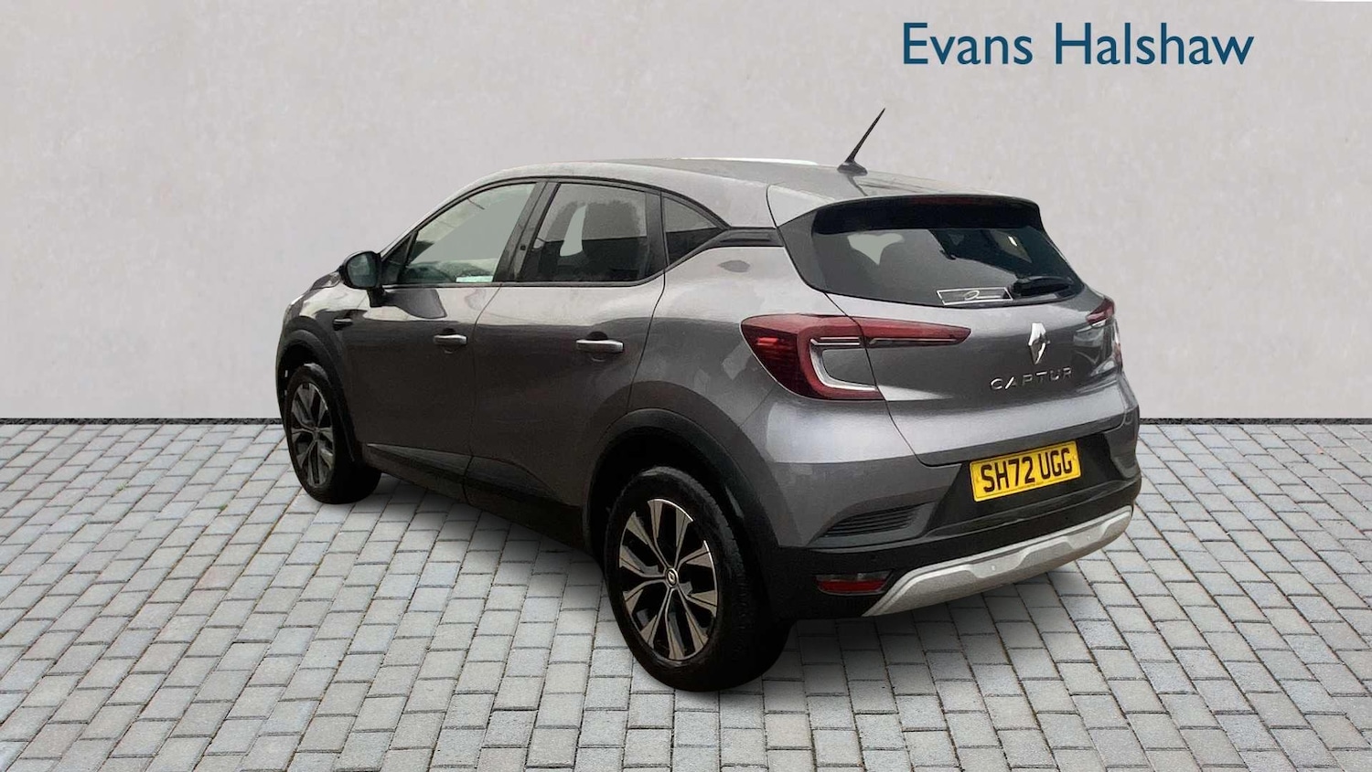 Used Renault Captur 2022 for sale - 76978780: Photo 3