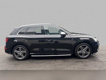 Used Audi Q5 2017 for sale - 75813102: Photo