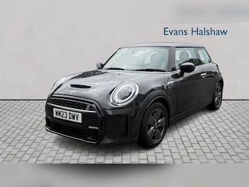 Used MINI Hatch 2023 for sale - 79579517: Photo