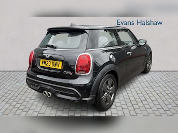 Used MINI Hatch 2023 for sale - 79579517: Photo