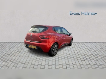 Used Renault Clio 2018 for sale - 76661785: Photo