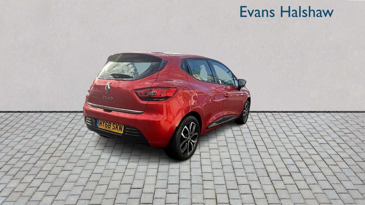 Used Renault Clio 2018 for sale - 76329135: Photo 4